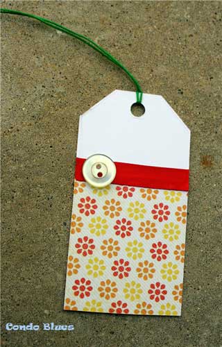 Recycle Christmas Cards Greetings Cards Gift Tags Wrapping Paper Make Button and Ribbon Gift Tag